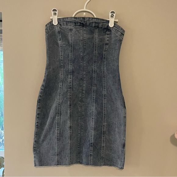 Princess Polly Houser‎ Denim Mini Dress NWT - Picture 5 of 7